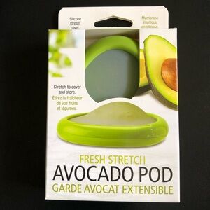 2/$20 NEW JOIE Fresh Stretch Pod Avocado Storage Container Kitchen 1 Count